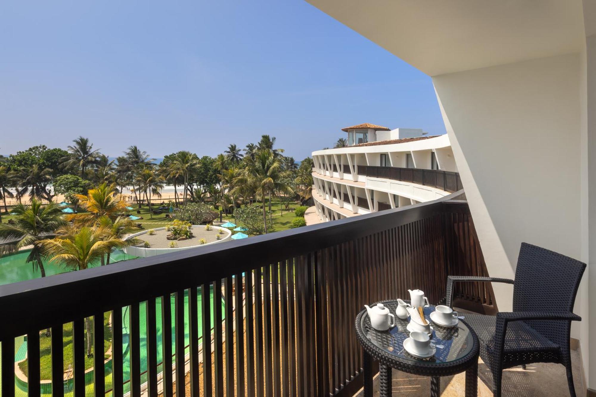 Occidental Eden Beruwala Hotel Bentota Ngoại thất bức ảnh