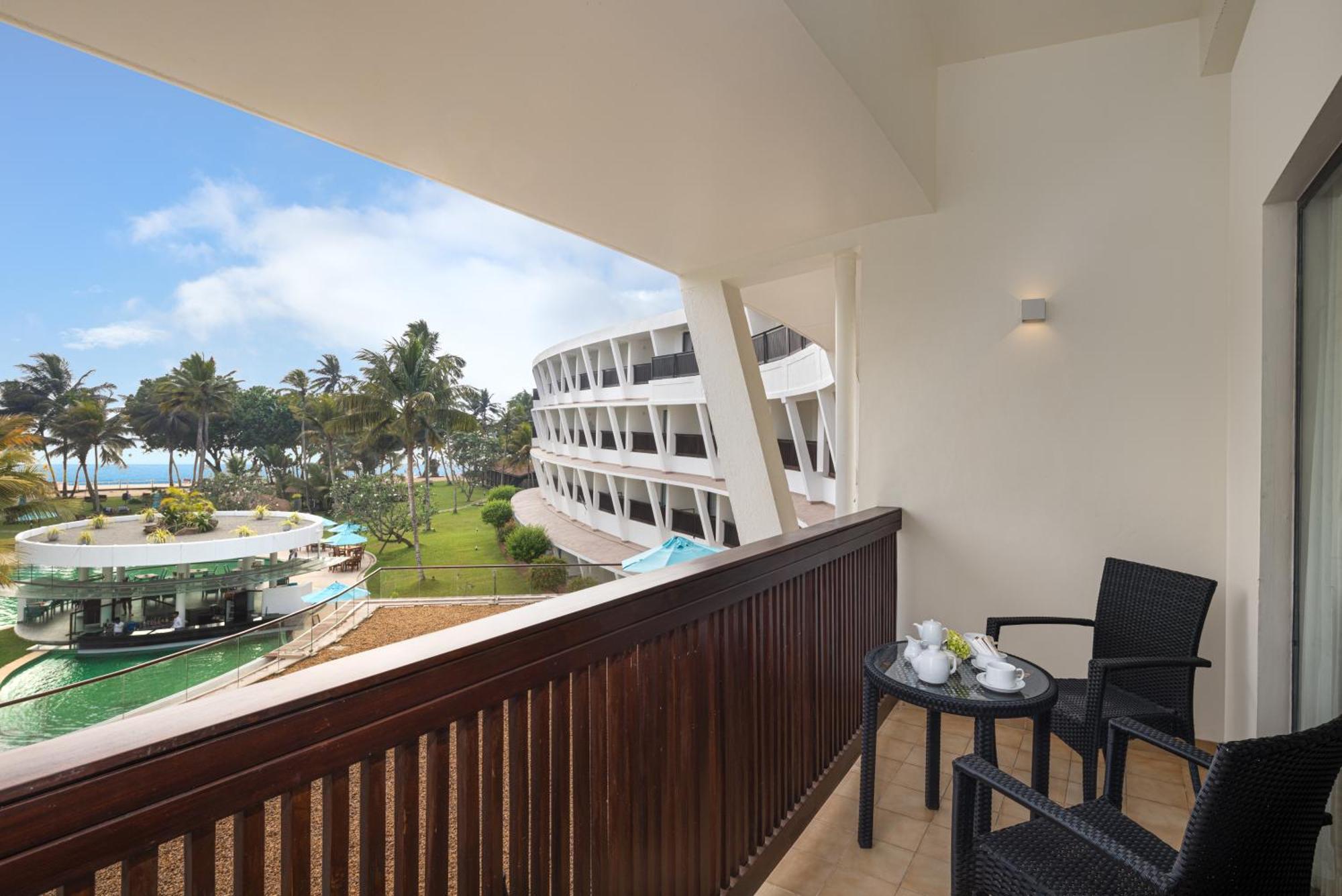 Occidental Eden Beruwala Hotel Bentota Ngoại thất bức ảnh